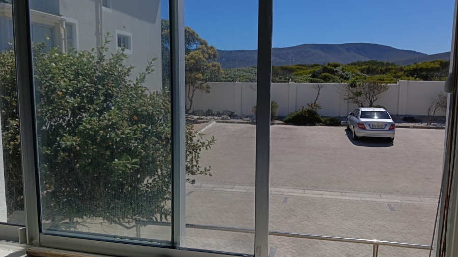 To Let 2 Bedroom Property for Rent in Westcliff Western Cape